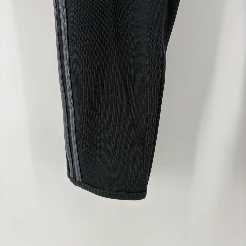 Adidas Climacool Men's Track Pants Med Black‎ Gray Stripes Zip Leg Pockets Logo